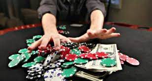 Зеркало Casino Triumf